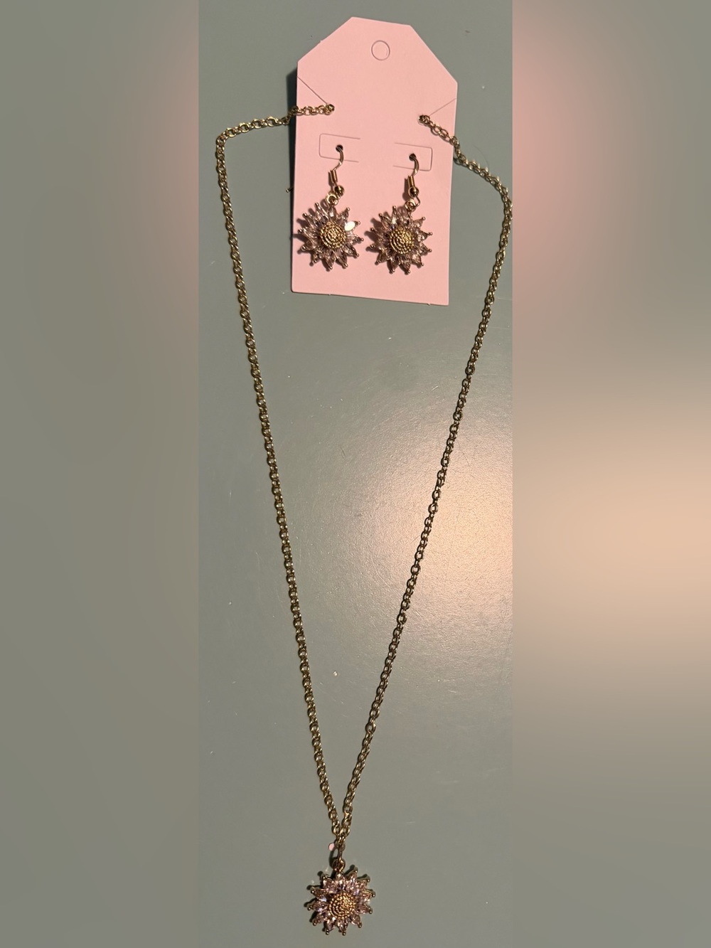 Beautiful Gold Sunflower Clear Crystal Pendant Necklace with Matching Earrings